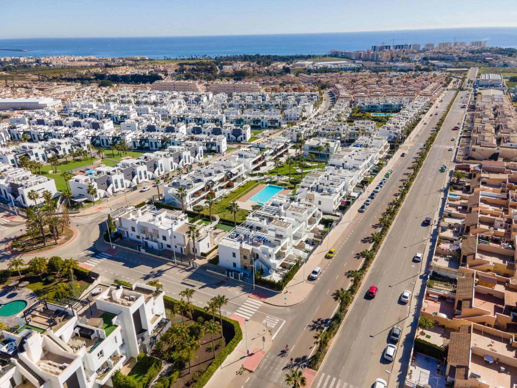 Cenuela - Lush Haven By United Renters Apartment Torrevieja