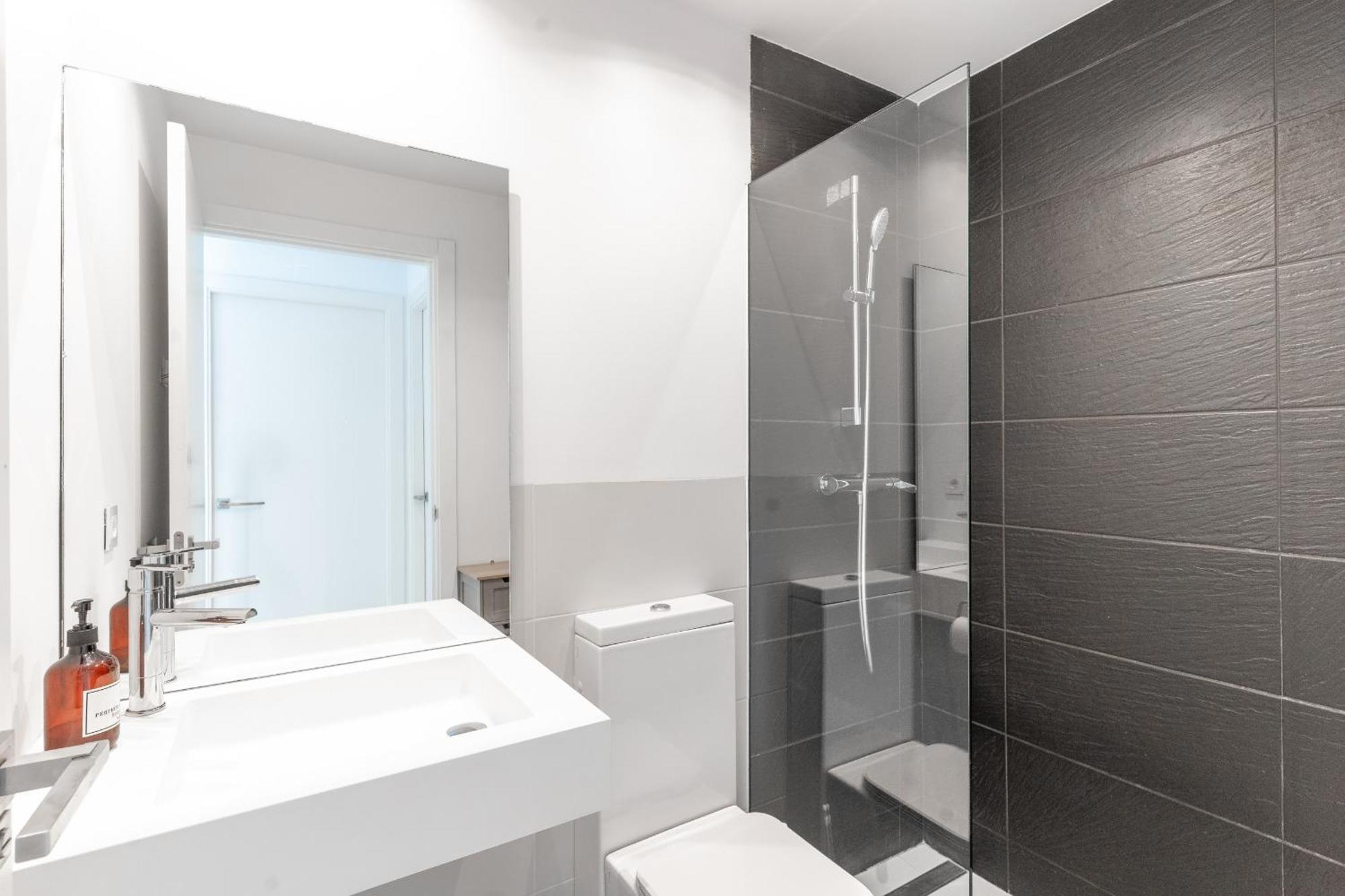 Apartment Cenuela - Lush Haven By United Renters Torrevieja