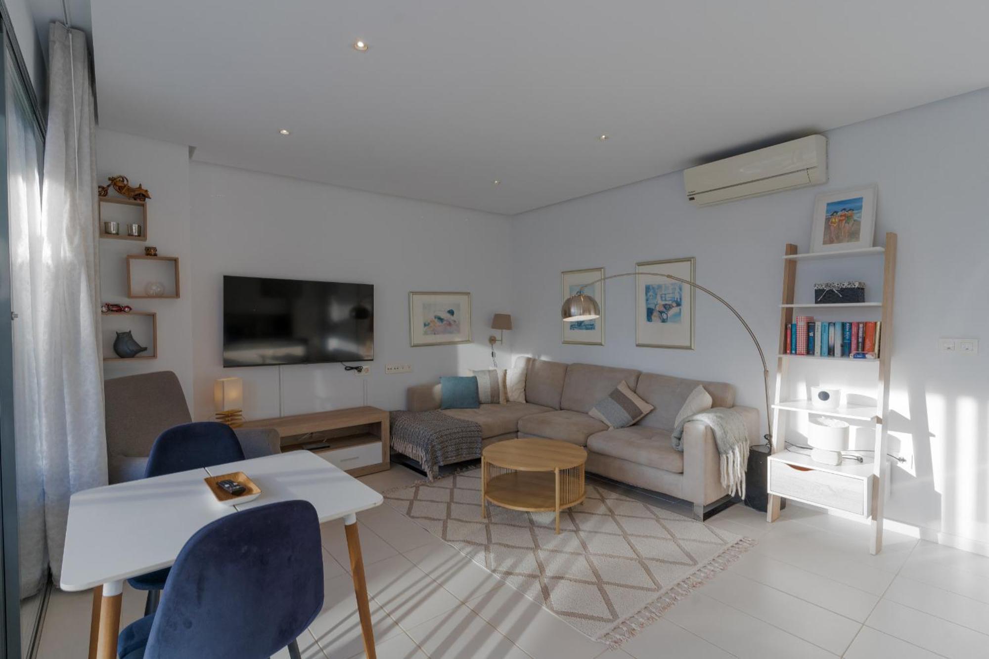 Apartment Cenuela - Lush Haven By United Renters