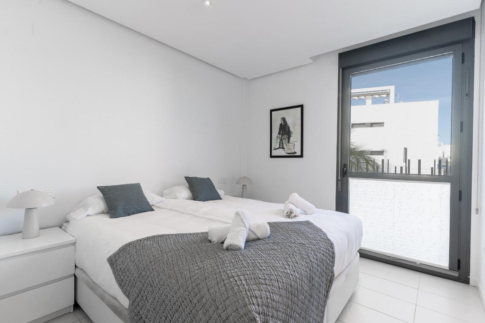 Cenuela - Lush Haven By United Renters